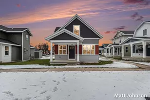 2113 Willard Ave SE, Grand Rapids, MI 49507 - Photo 2