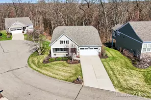 4532 Keena Ct NE, Grand Rapids, MI 49525 - Photo 2