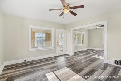 376 College Avenue, Holland, MI 49423 - Photo 8