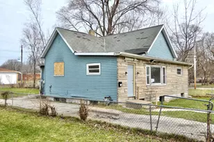 885 Mineral Ave, Benton Harbor, MI 49022 - Photo 2