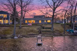 8653 Wildwood Ct, Jackson, MI 49201 - Photo 2
