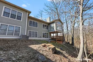 1718 Big Timber Ct NE, Grand Rapids, MI 49505 - Photo 8