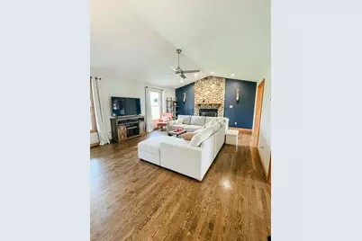 5611 M 140, Eau Claire, MI 49111 - Photo 10