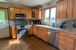 5611 M-140, Eau Claire, MI 49111 - Photo 8