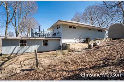 3229 Edgewater Street, Muskegon, MI 49441 - Photo 4