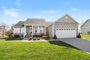 533 Dune Ridge N, Saint Joseph, MI 49085 - Photo 2