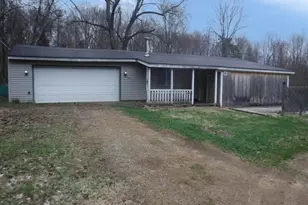 41704 6th Ave, Bloomingdale, MI 49026 - Photo 1