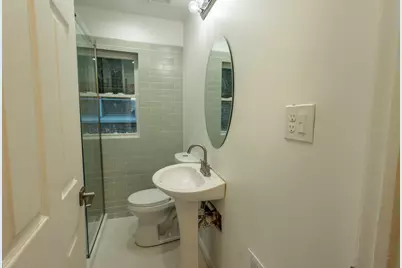 6750 Buhr Street, Hamtramck, MI 48212 - Photo 16