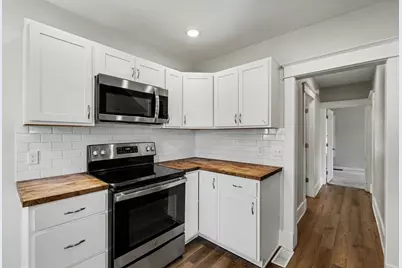 909 S Franklin Street, Greenville, MI 48838 - Photo 6