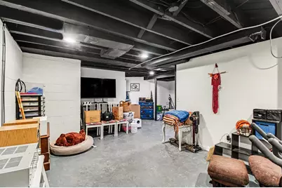 1801 Cayuga Place, Ann Arbor, MI 48104 - Photo 22