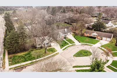 1801 Cayuga Place, Ann Arbor, MI 48104 - Photo 4