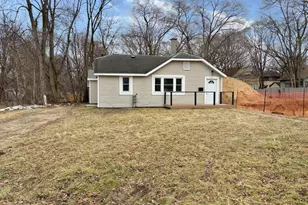 1644 College Ave SE, Grand Rapids, MI 49507 - Photo 2