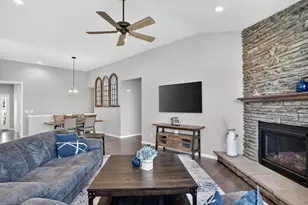 1158 Lark St, Lake Orion, MI 48360 - Photo 8