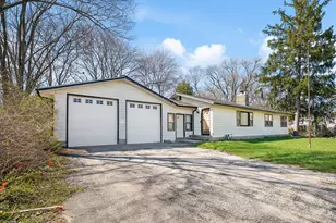 1890 Union Ave, Benton Harbor, MI 49022 - Photo 2