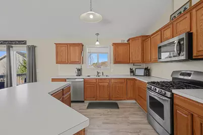 813 Valley Avenue, Fremont, MI 49412 - Photo 10