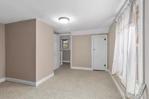 518 N State St, Ionia, MI 48846 - Photo 14