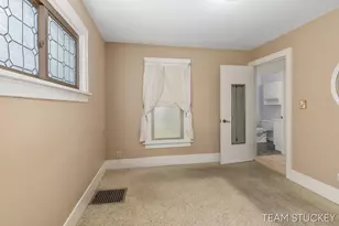 518 N State St, Ionia, MI 48846 - Photo 10