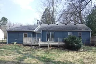 206 Clark St, Decatur, MI 49045 - Photo 4