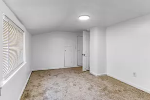 1054 Dickinson St SE, Grand Rapids, MI 49507 - Photo 16