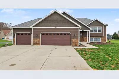 1069 S Stoneridge Drive, Plainwell, MI 49080 - Photo 2
