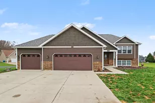 1069 S Stoneridge Dr, Plainwell, MI 49080 - Photo 2