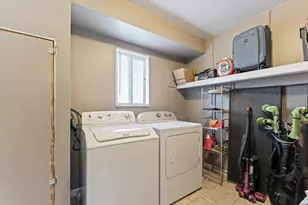 677 Karmada St, Plymouth, MI 48170 - Photo 26