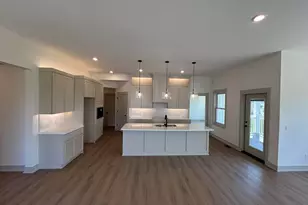6748 Vriesland Xing, Zeeland, MI 49464 - Photo 2