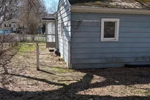 226 Dunlap St, Lansing, MI 48910 - Photo 6