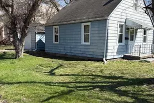 226 Dunlap St, Lansing, MI 48910 - Photo 4