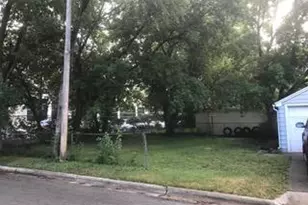 226 Dunlap St, Lansing, MI 48910 - Photo 8