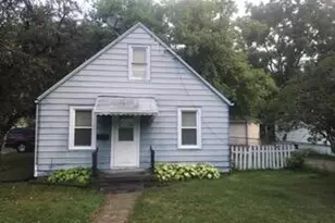 226 Dunlap St, Lansing, MI 48910 - Photo 1