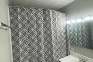 204 W Berry Ave, Lansing, MI 48910 - Photo 12