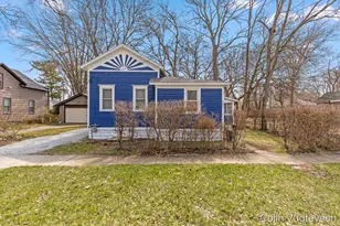 247 Strong Ave, Muskegon, MI 49441 - Photo 2