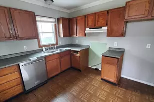 763 136th Ave, Holland, MI 49424 - Photo 2