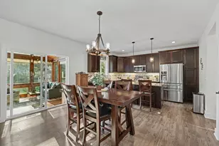 5193 Grand River Cir, Jackson, MI 49201 - Photo 16