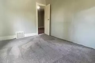 [Address not provided], Lansing, MI 48906 - Photo 10