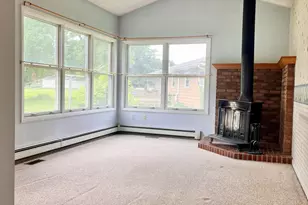 146 Squaw Creek Rd, Marshall, MI 49068 - Photo 14