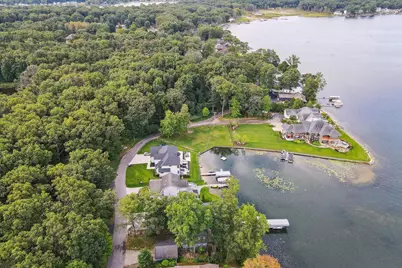 904 E Eagle Lake Drive, Kalamazoo, MI 49009 - Photo 12