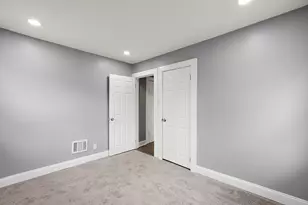 15424 Cruse St, Detroit, MI 48227 - Photo 24