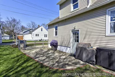 736 Lincoln Avenue, Holland, MI 49423 - Photo 16