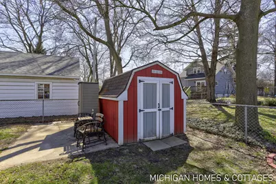736 Lincoln Avenue, Holland, MI 49423 - Photo 18