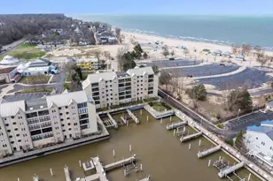 230 Water St, Saint Joseph, MI 49085 - Photo 28