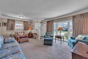 15226 Cook St, Southgate, MI 48195 - Photo 4