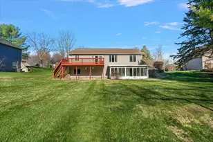 272 Fairway Ct, Plainwell, MI 49080 - Photo 34