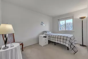 39345 Surrey Heights Ct, Westland, MI 48186 - Photo 22