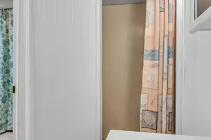 39345 Surrey Heights Ct, Westland, MI 48186 - Photo 30