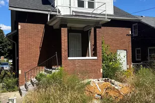 11790 Wilshire Dr, Detroit, MI 48213 - Photo 12