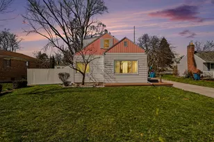 52 Stuart Blvd, Battle Creek, MI 49037 - Photo 2