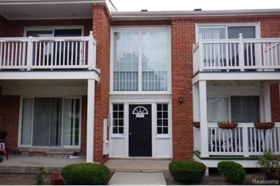 2445 Torquay Avenue #211, Royal Oak, MI 48073 - Photo 1