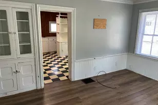 203 W 9th St, Holland, MI 49423 - Photo 6